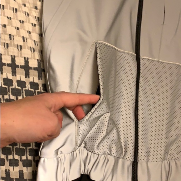 Lululemon bomber jacket ca 35801 rn 106259 c5 - Picture 2 of 7